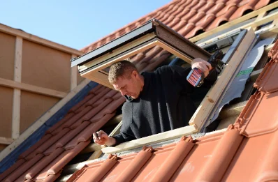 Pose de fenêtres de toit Velux à Sénezergues